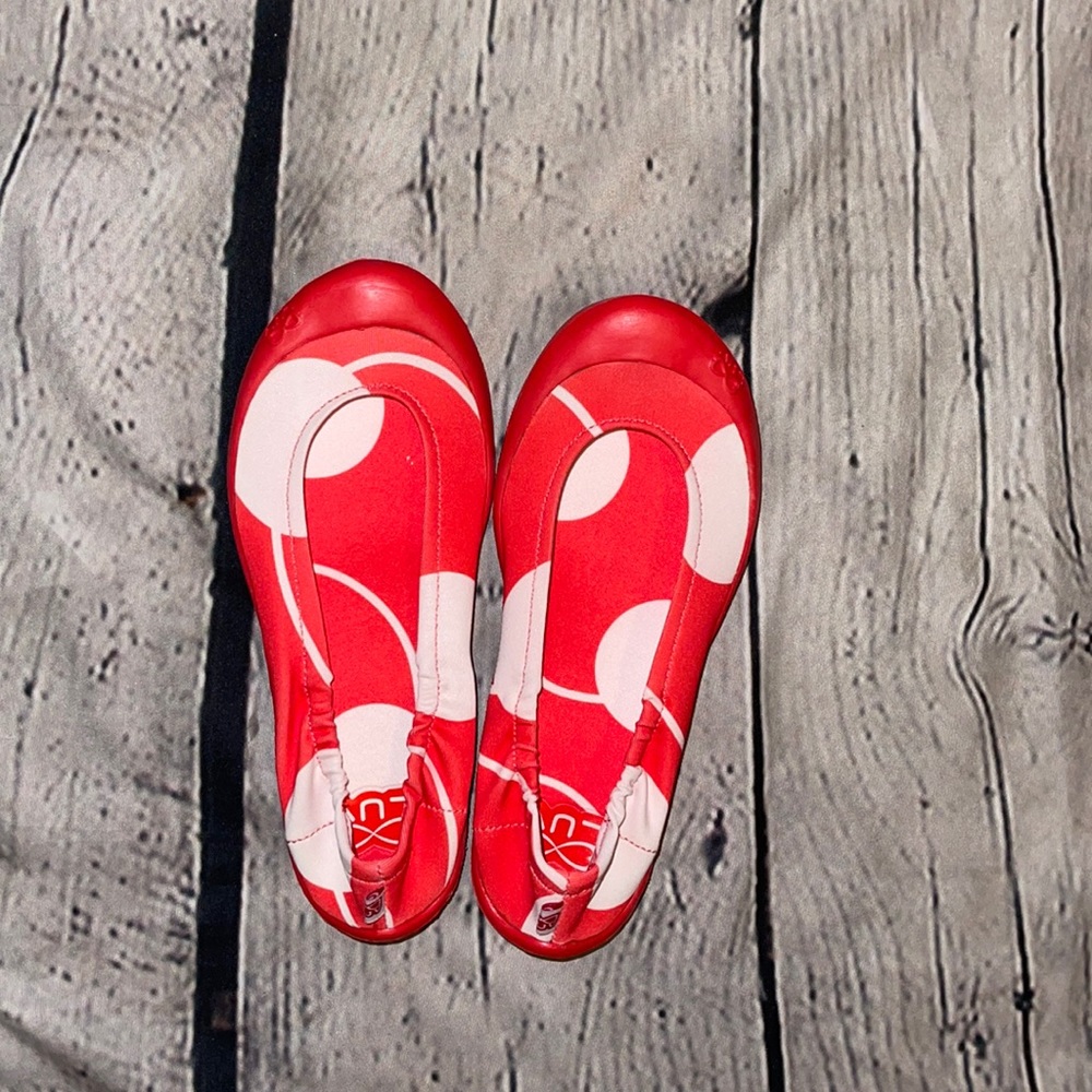 Luv Footwear Dream Flat Red Large Lunar Dot Youth Size 13